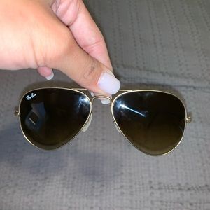 Ray ban aviators sunglasses